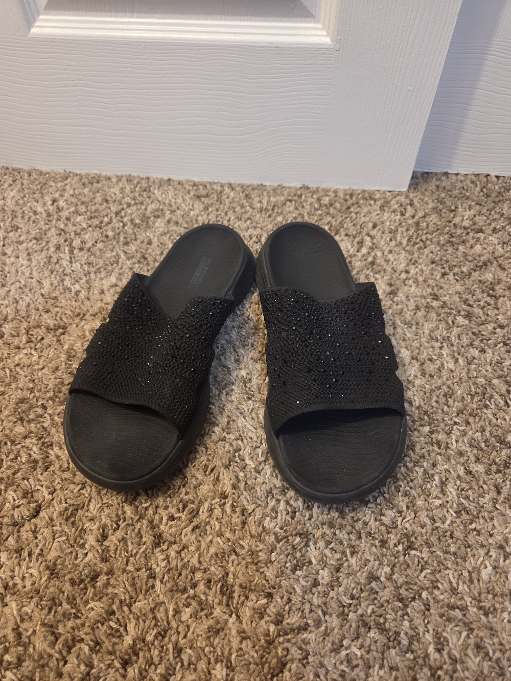 Womens Size 8 Skechers GO WALK Flex Sandal - Glitz | Black Rhinestone Slides